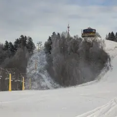 Jaką nazwę nosi centrum narciarskie na Mazurach? Oto odpowiedź!