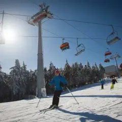 Gdzie na narty w Polsce bez tłoku? Odkryj spokojne stoki dla siebie