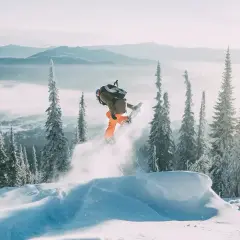 Jak szybko jeździć na snowboardzie: techniki zwiększające prędkość