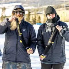 Najlepsze skarpety na narty: uniknij zimna i dyskomfortu na stoku