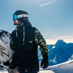 Gdzie na snowboard w Alpy? Odkryj najlepsze stoki i warunki