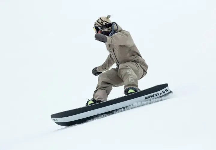 Snowboard prawa czy lewa noga z przodu - jak wybrać najlepszą postawę