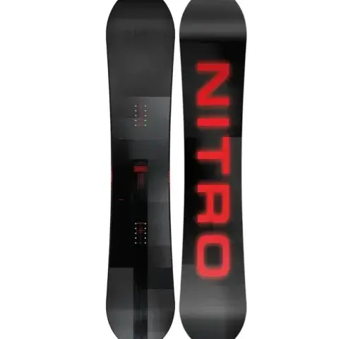 Nitro Snowboard Co - historia, wartości i najlepsze produkty snowboardowe