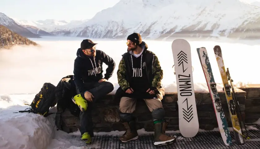 Co jest lepsze narty czy snowboard? Porównanie dla początkujących