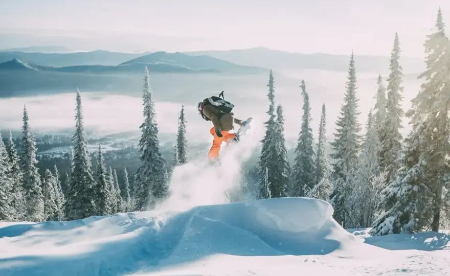 Jak szybko jeździć na snowboardzie: techniki zwiększające prędkość