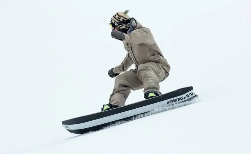 Snowboard prawa czy lewa noga z przodu - jak wybrać najlepszą postawę