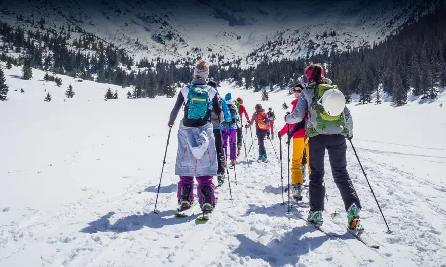Stoki narciarskie Zakopane od kiedy? Sprawdź daty otwarcia i godziny