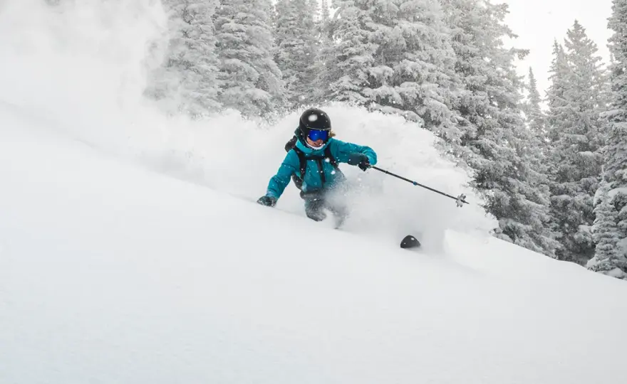 Jak zacząć snowboard – skuteczne porady dla początkujących snowboardzistów