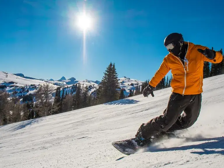 Ile trwa nauka jazdy na snowboardzie? Odkryj, co wpływa na czas nauki